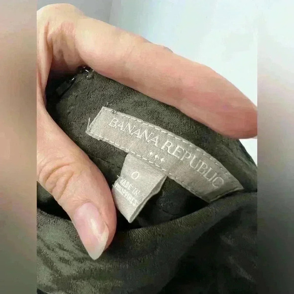 Banana Republic Women’s Olive Green Textured Mini Preppy Prep Cotton Skirt 0 - Picture 2 of 10